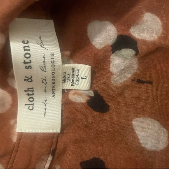 Cloth & Stone pattern button down long sleeve top. SZ Large - Picture 9 of 10
